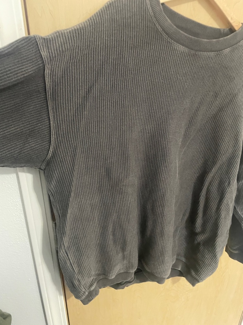 aerie Oversized Ribbed Crewneck Sweatshirt in Charcoal M - Picture 7 of 8